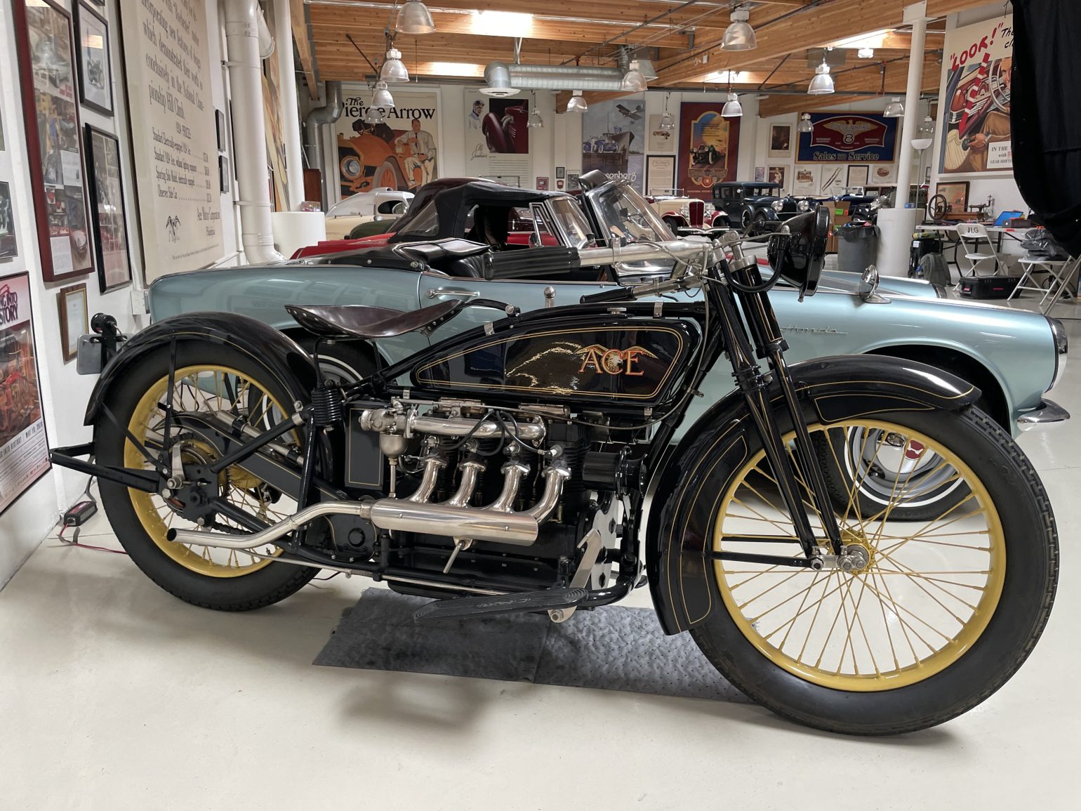 Jay Leno Starts Up 100 Year Old Motorcycle – Drag Bike News